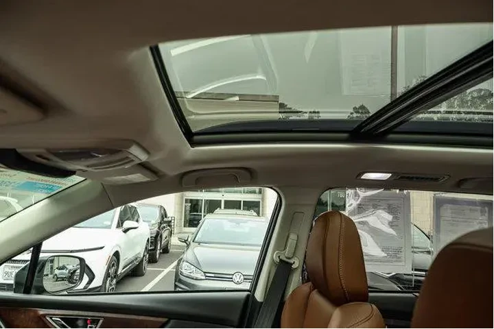 $36000 : Subaru Ascent 2023 AWD Touri image 8