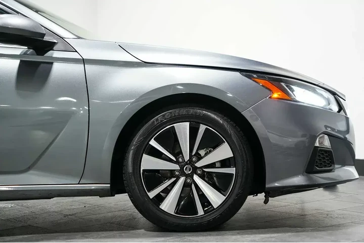 $16449 : 2021 Altima 2.5 SV image 9