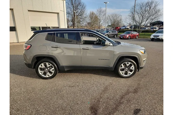 $17779 : Jeep Compass 2021 4x4 Limite image 6