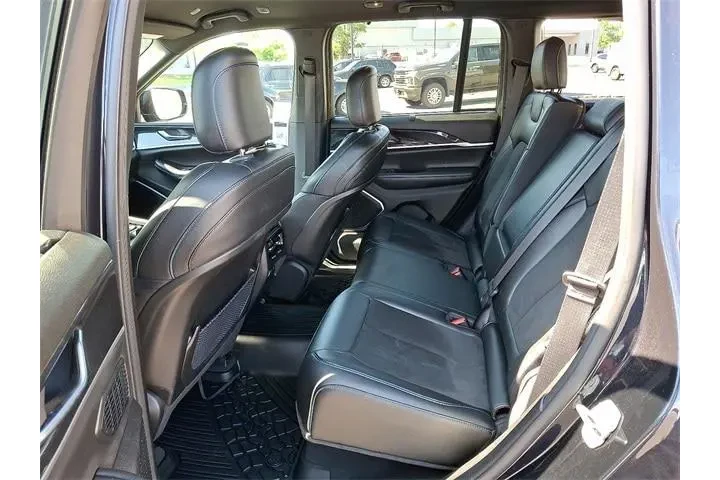 $28588 : Jeep Grand Cherokee 2022 4x4 image 8