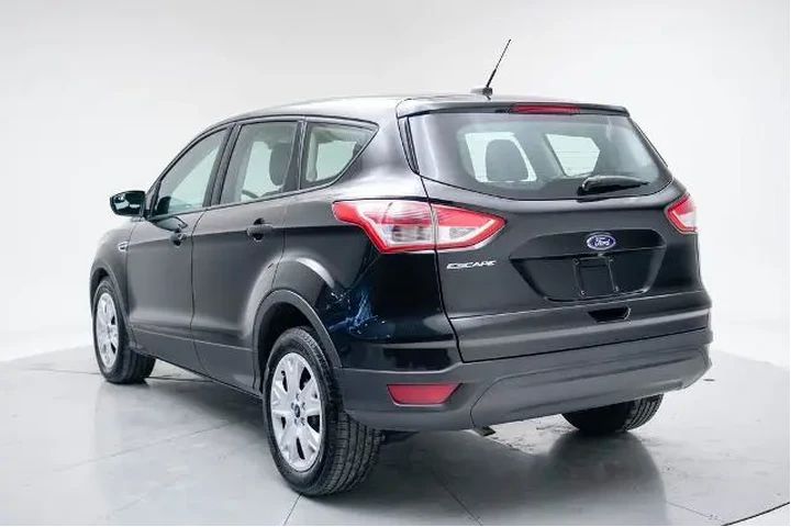 $7999 : Ford Escape 2015 S 4dr SUV image 3
