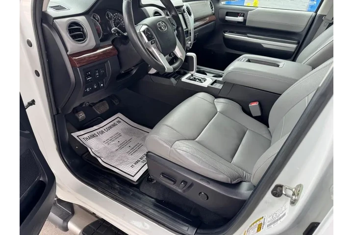 2015 Tundra Limited 5.7L FFV image 10