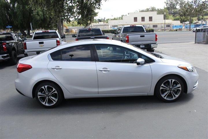 $9996 : 2016 Forte image 8