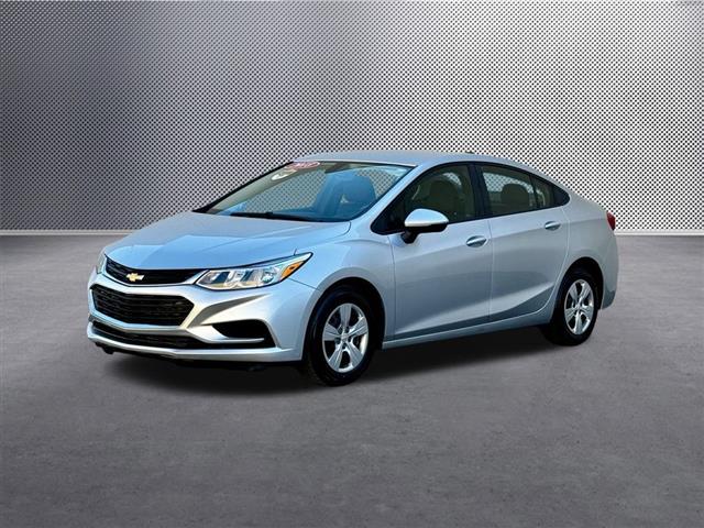 $11815 : 2018 Cruze LS image 3