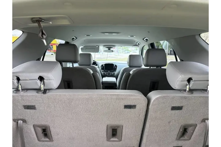 $22495 : 2019 Traverse LT Leather image 10