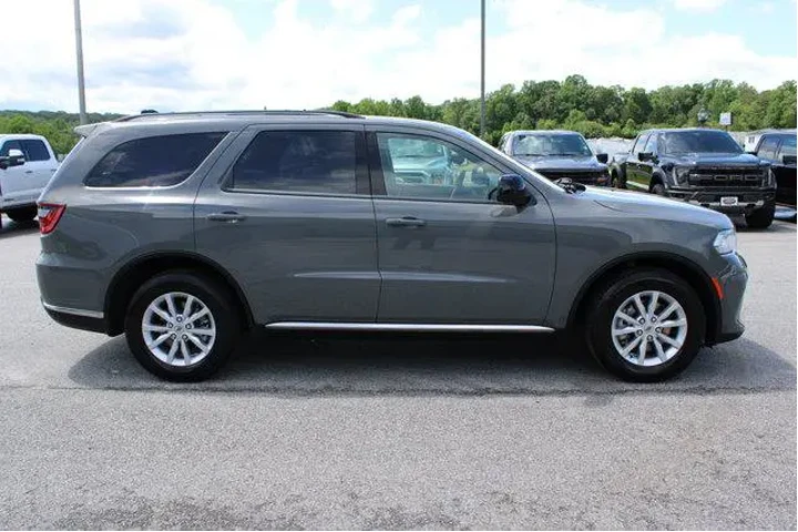 $23991 : Dodge Durango 2023 SXT 4dr S image 5