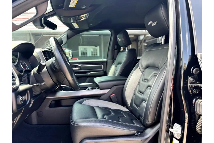 2019 RAM 1500 Big Horn Trail image 6