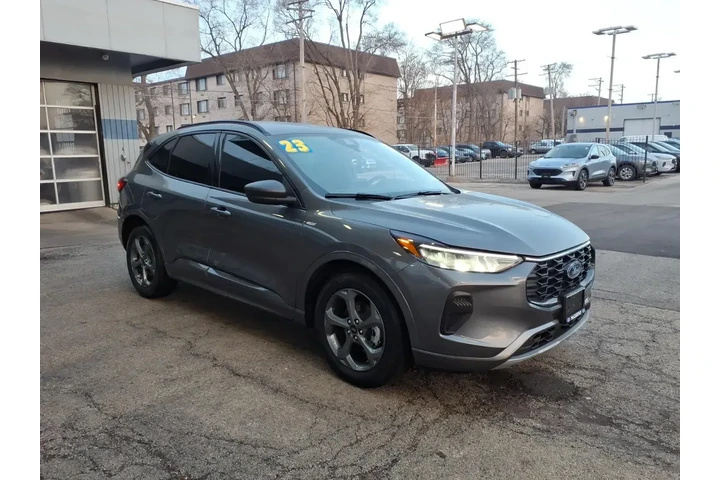 $27921 : Ford Escape Hybrid 2023 ST-L image 1