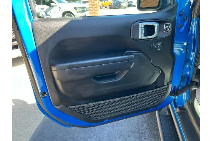 $32797 : Jeep Wrangler 2023 4x4 Sport image 10