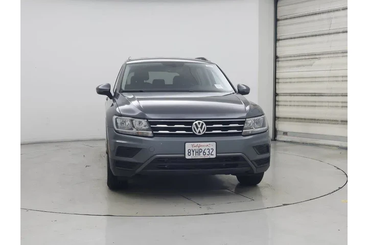 $16998 : Volkswagen Tiguan 2021 SE 4d image 5