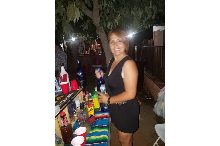 bartender Intercity image 3