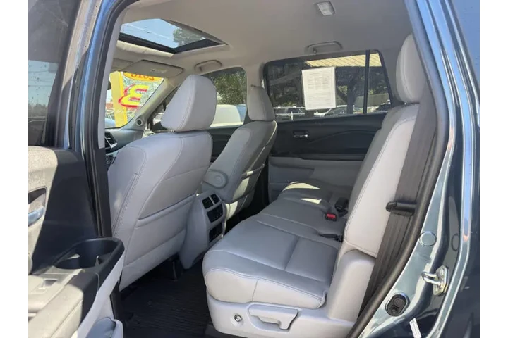 2016 Pilot EX-L image 9