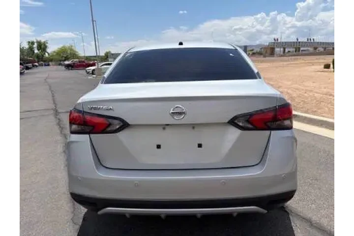 $10595 : 2020 Versa S image 8