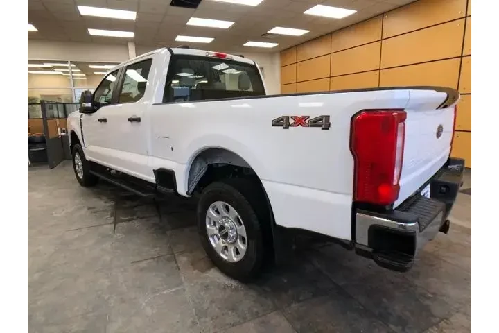 $38397 : Ford F-350 Super Duty 2023 4 image 5