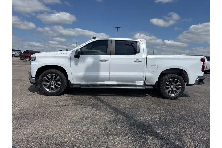 $31982 : Chevrolet Silverado 1500 202 image 2