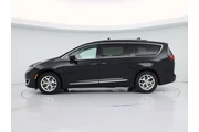 $24998 : Chrysler Pacifica 2020 Touri thumbnail