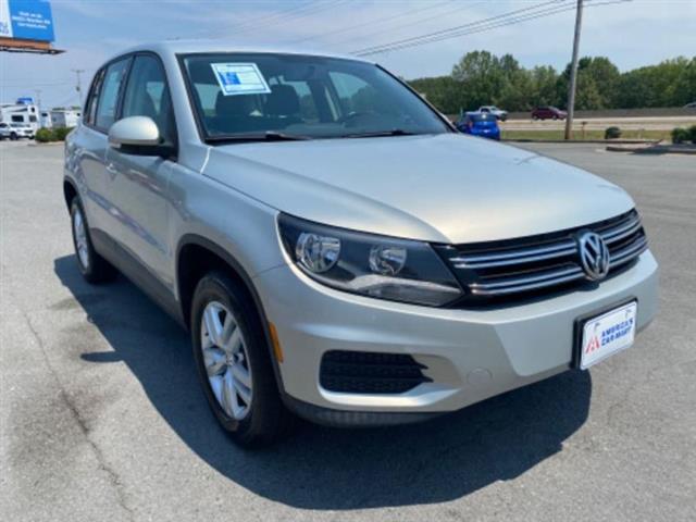 2014 Tiguan image 3