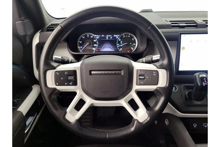 $35998 : Land Rover Defender 2022 AWD image 10