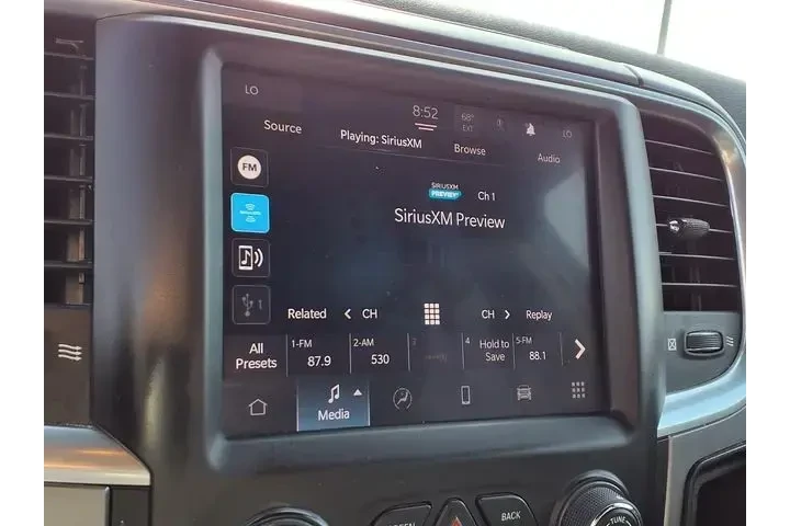 $27999 : Ram 1500 Classic 2022 4x4 SL image 6