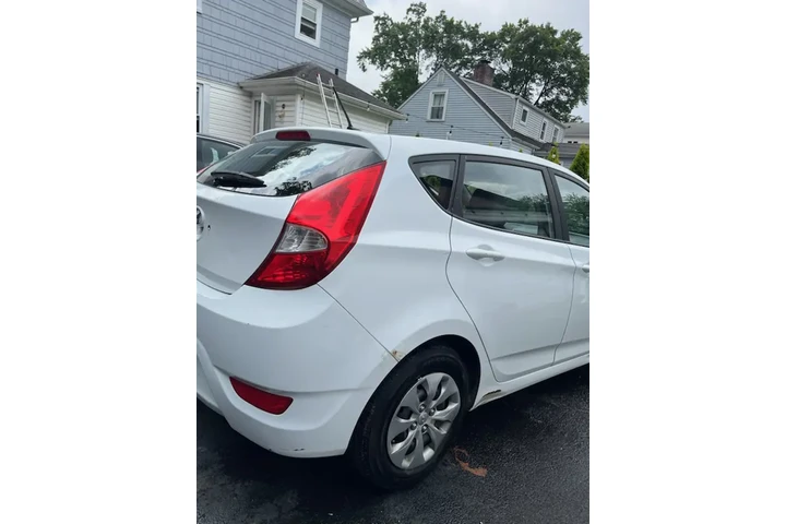 $3209 : HYUNDAI 2016. 3209 BLACO SEDAN image 4