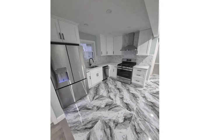 $1000 : Apartamento 1Hab en LA Centro! image 2