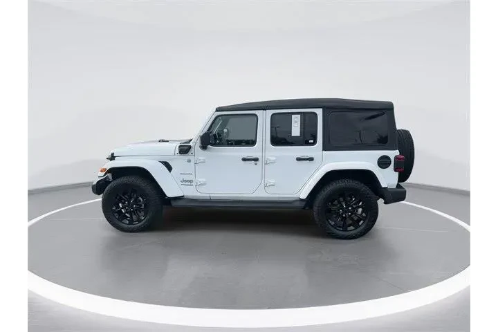 $30495 : Jeep Wrangler Unlimited 2022 image 4