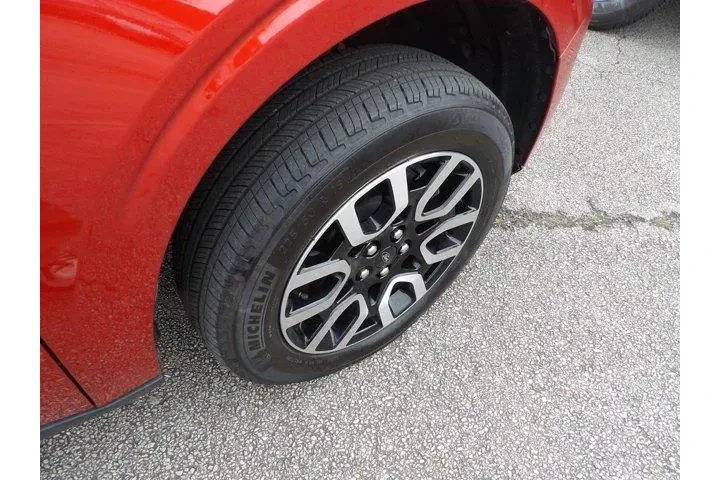 $29995 : Ford Maverick 2023 XL 4dr Su image 9