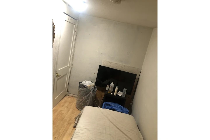 $450 : Cuartito  melrose y Edgemont image 2