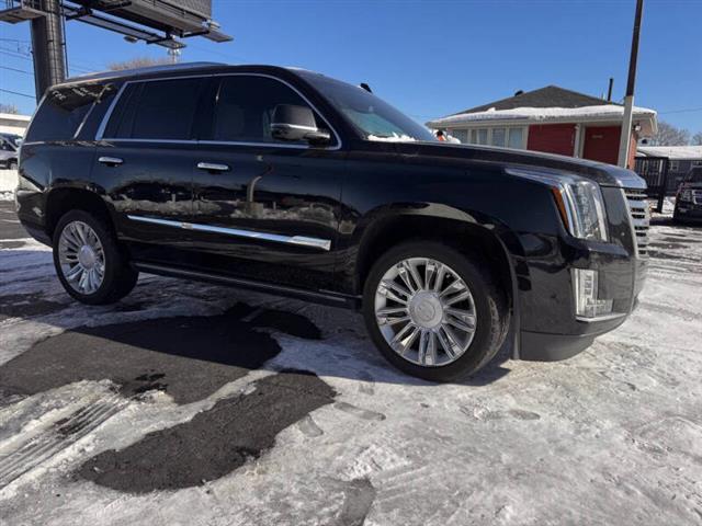 $30492 : 2017 Escalade Platinum image 3