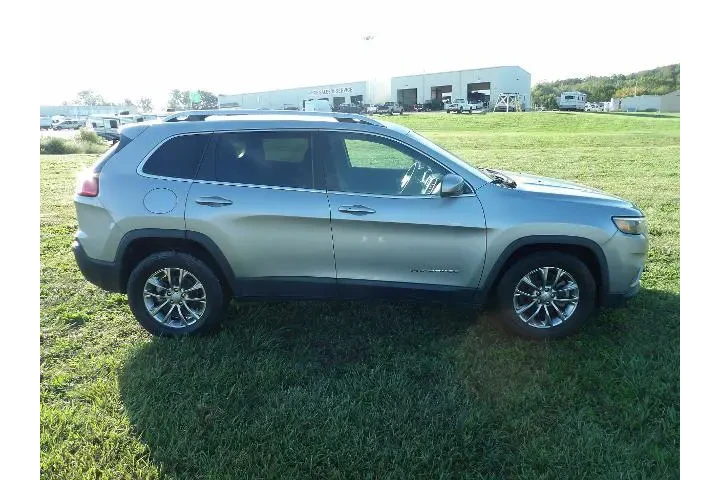 Jeep Cherokee 2020 Latitude image 6