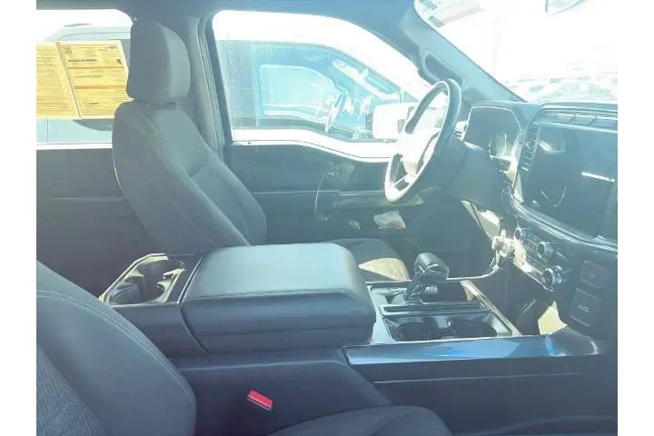 $35000 : Ford F-150 2023 4x4 XL 4dr S image 4