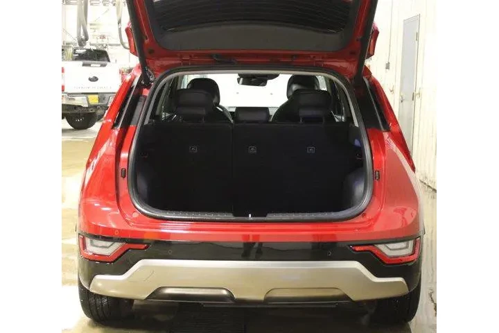 $37995 : Kia Niro 2023 SX Touring 4dr image 7