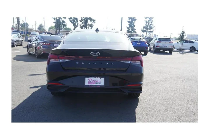 $16984 : 2023 Elantra SEL image 7