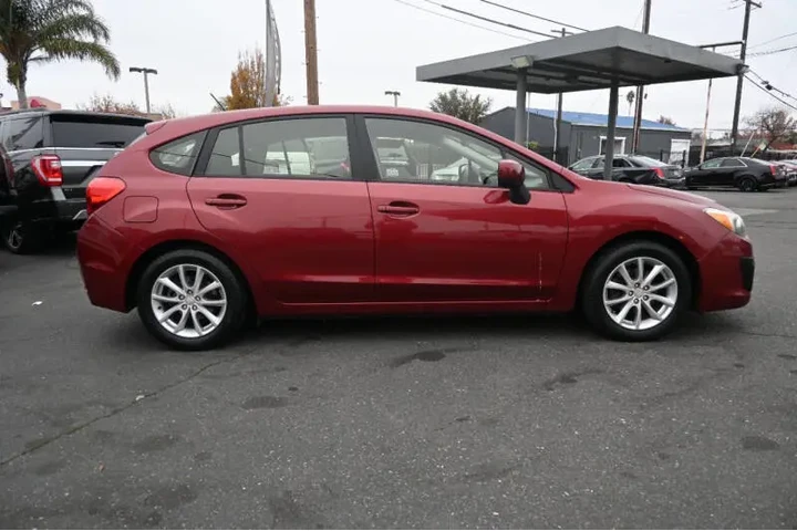 $12998 : 2013 Impreza 2.0i Premium image 10