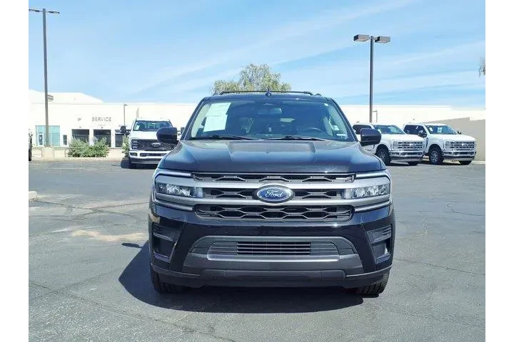 $39944 : Ford Expedition 2023 4x2 XLT image 2