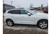 $20990 : Volvo XC60 2022 AWD B5 Momen thumbnail