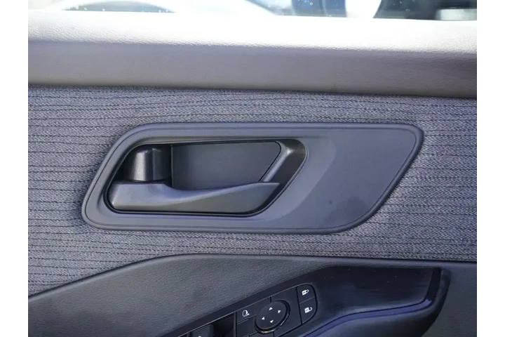 $19601 : Nissan Rogue 2023 S 4dr Cros image 8