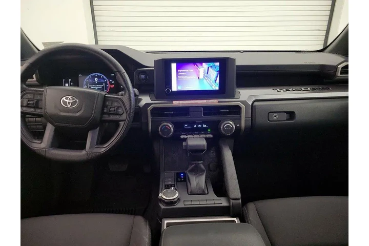 $39998 : Toyota Tacoma 2025 4x4 SR5 4 image 9