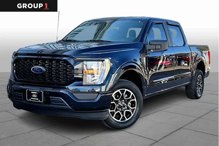 $27582 : Ford F-150 2023 4x2 XL 4dr S image 1