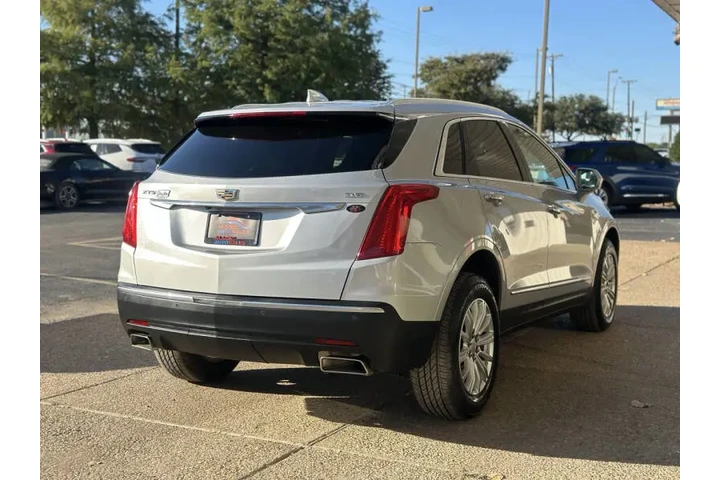 $17499 : 2017 XT5 image 9