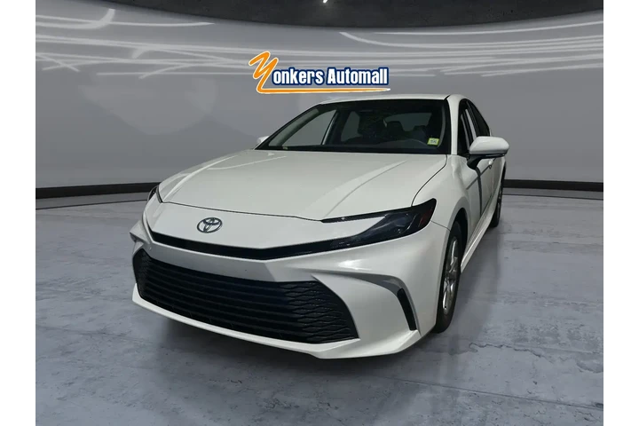 $25985 : Toyota Camry 2025 LE 4dr Sed image 3
