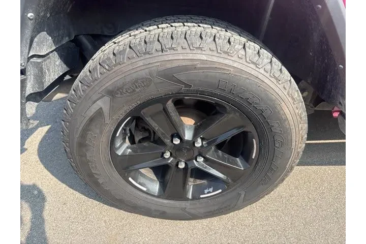 $32895 : Jeep Wrangler Unlimited 2022 image 8