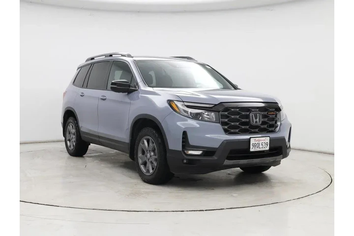 $38998 : Honda Passport 2025 AWD Trai image 1