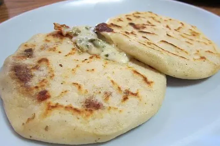 PUPUSAS ILIMITADAS MAIZ ARROZ image 8