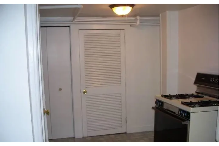 $1100 : Mejoras en apartamento SLO image 6