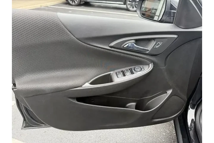 $17995 : Chevrolet Malibu 2023 LT 4dr image 8