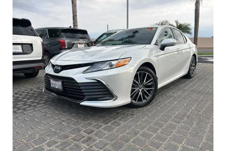 $27995 : Toyota Camry Hybrid 2023 XLE image 2