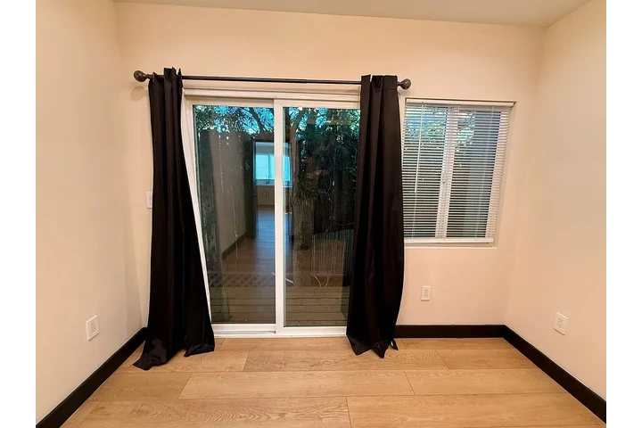 $1000 : casa bellamente remodelada image 6