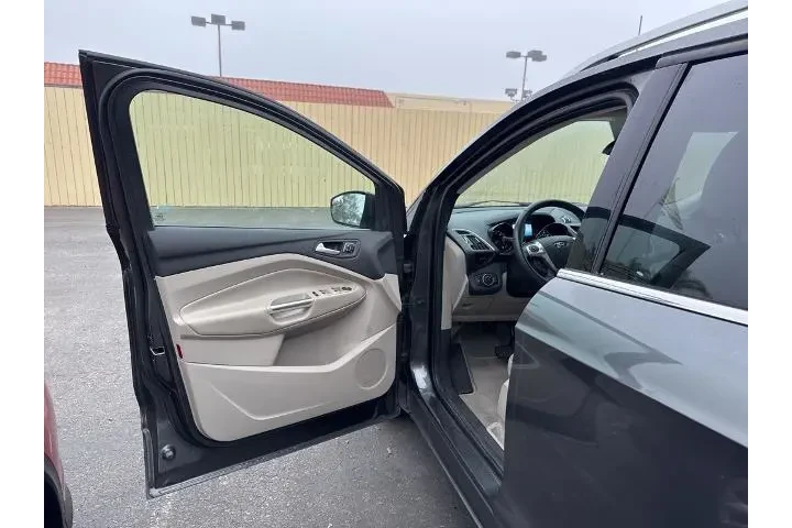 $10494 : Ford Escape 2015 Titanium 4d image 6