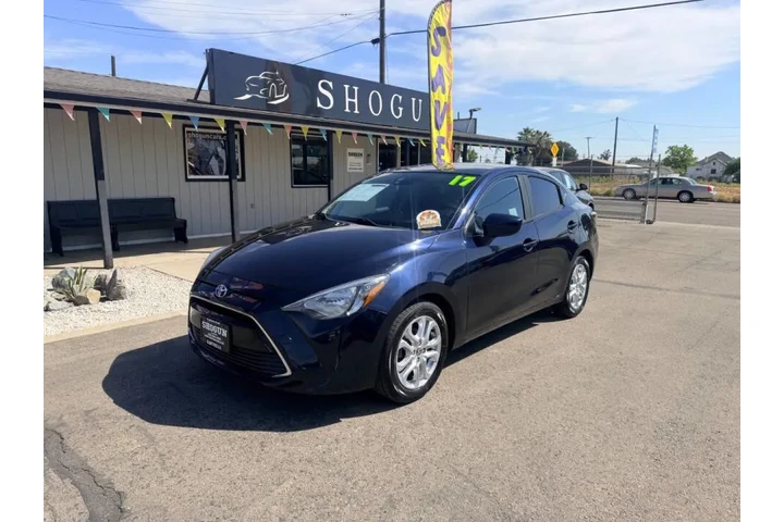 $12395 : 2017 Yaris iA Base image 2